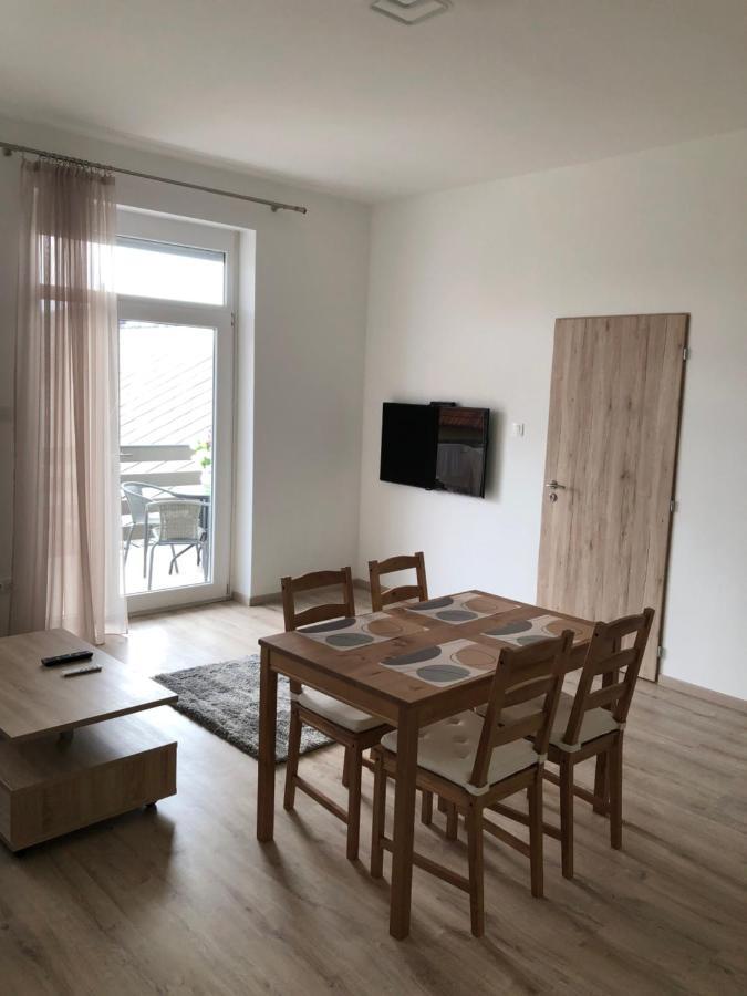 Pupos Apartman 西格利盖特 外观 照片