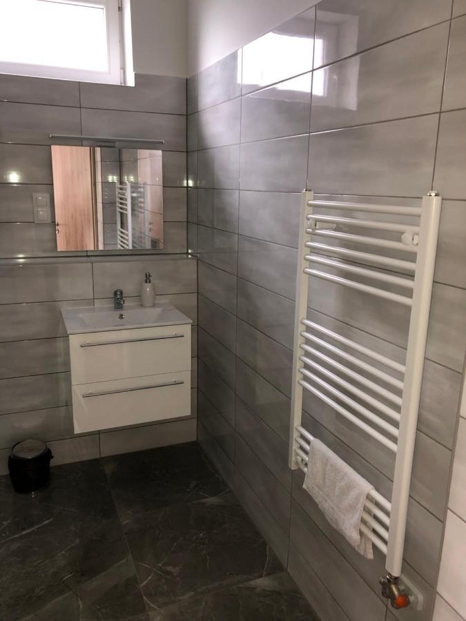 Pupos Apartman 西格利盖特 外观 照片